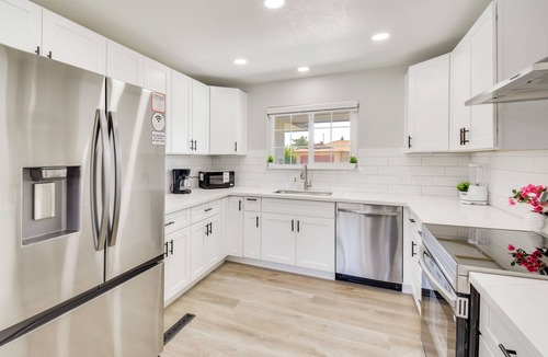 Raisin House | Near Fresno State & Malls! Family-Friendly Home