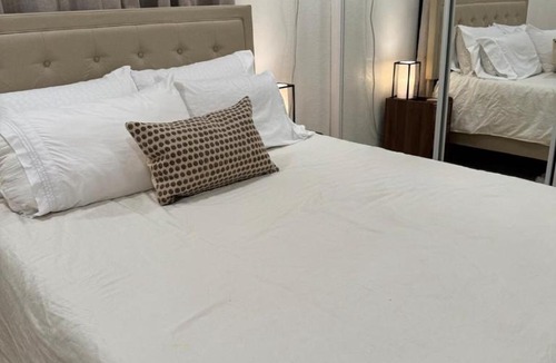 East Los Angeles Apartment | New Chic East LA Retreat-2 bedroom-Near DTLA-Car Rental