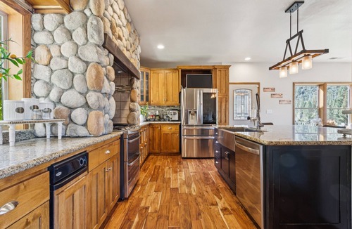 Frazier Park Cabin | NEW! Cozy Mountain Retreat Near Mount Pinos