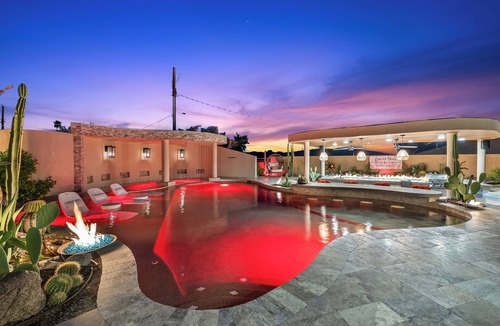 Lake Havasu City House | NEW Designer Pool Home - ALL Season Retreat