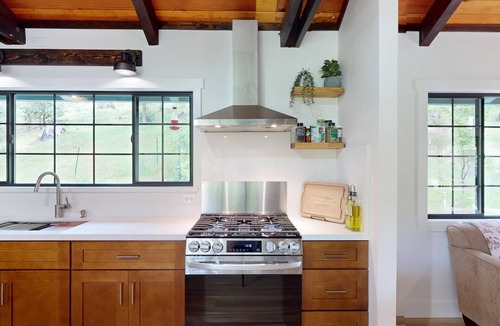 Groveland House | NEW! Grateful Getaway - Serene Mountain Retreat