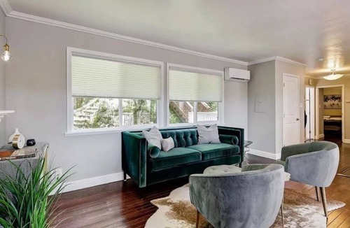 Fairfax House | NEW Listing! Chic Cottage - Updated - 2/1 Single Family Home