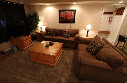 Sierra Holiday Condo | NEW LISTING! Horizons 4 #163 (2-Bedroom Condo)