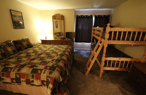 Sierra Holiday Condo | NEW LISTING! Horizons 4 #163 (2-Bedroom Condo)