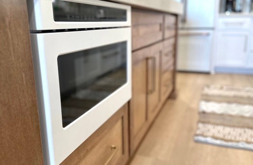 Discovery Bay House | NEW + MODERN Delta Family Oasis-Across from boat launch, 5 mins to fast water!