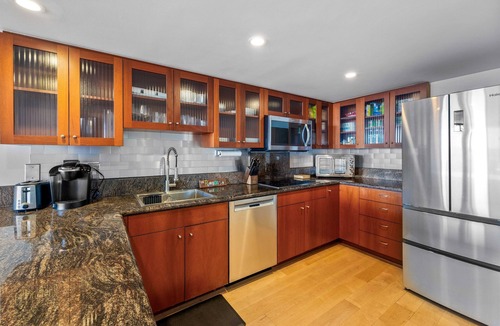 Marina del Rey Condo | New! Modern Marina del Rey High-Rise with Marina Views, Pools & Parking