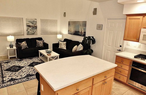 Belmont Shore House | New Remodel, Rooftop Deck, World Cup, Sleeps 8+
