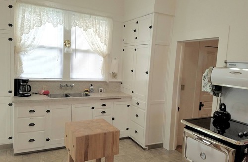 Ferndale House | NEW! The Beauregard: Charming Victorian Home in Historic Ferndale (Tax Incl!)