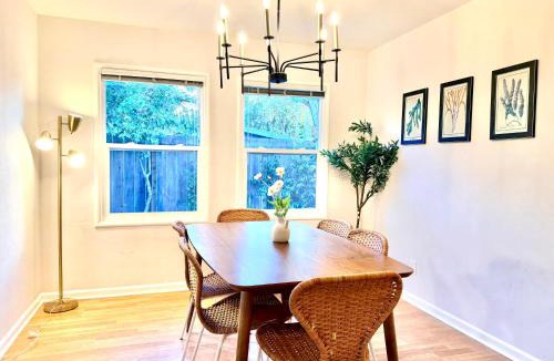 Community Center House | Newly Furnished Retreat 5 Min to Stanford & Downtown Palo Alto