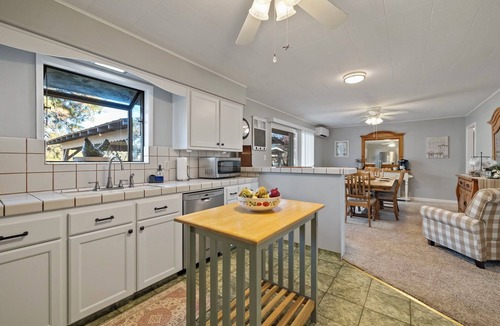 Sonora House | Newly remodeled 3 bedroom home with back yard and parking.