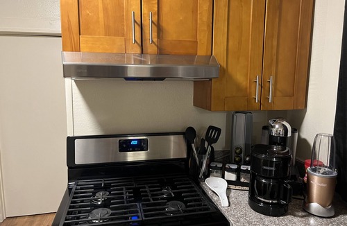 Bernal Heights Apartment | Newly Renovated 2 Bed 1 Bath apartment in the Mission/Bernal Heights area!