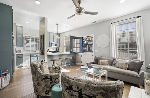 West Newport Condo | Newly renovated Duplex steps to the sand 3bd/3bath