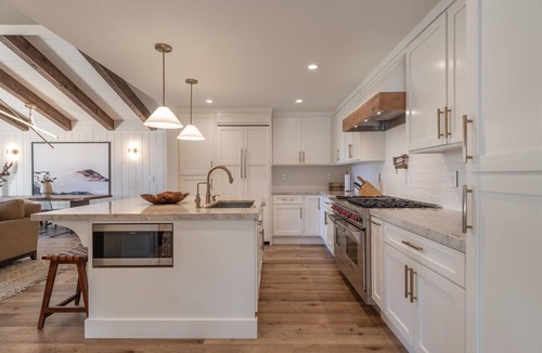 Lake Forest House | NEWLY Renting! Tahoe City Modern Retreat