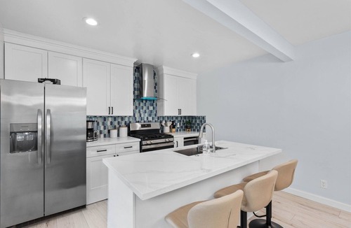 Arcadia House | Newly Upgraded 3BR Arcadia Getaway near Old Town Pasadena