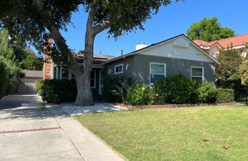 Northridge House | Northridge 3BR 2BA Home with Pool on a Tree-Lined street, Close to CSUN