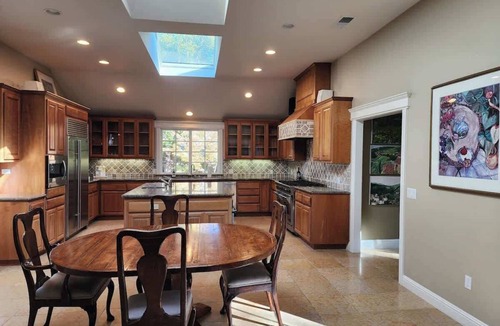 Monterey Ter House | Northwood Retreat 5 bed Luxury Family