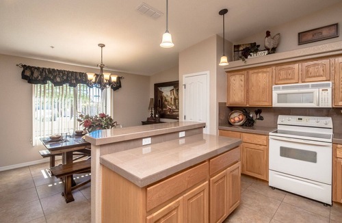 Lake Havasu City House | NOW BOOKING FOR 2026 SEASON - BEAUTIFUL HOME !