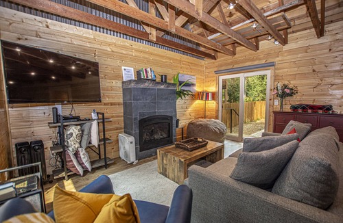 Tahoma House | O'Brien's Den by Hauserman Rentals