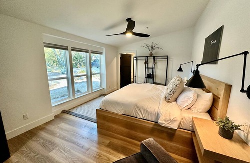 Templeton House | Oak & Vine Garden House | Luxury Wine Country Stay