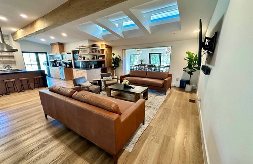 Templeton House | Oak & Vine Garden House | Luxury Wine Country Stay