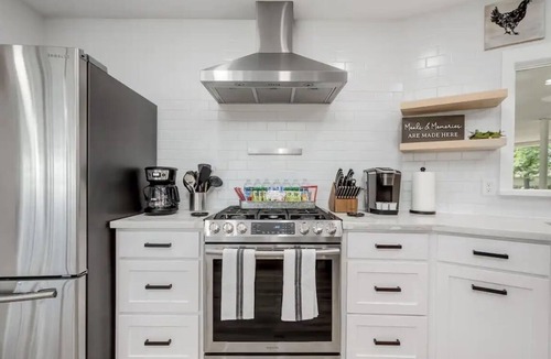 Clovis House | Oasis in ❤️ of Clovis with Pool