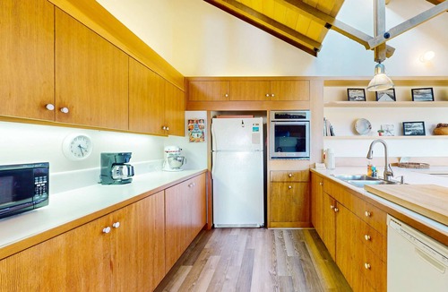 Sea Ranch House | Obie Bowman-designed home with private hot tub near Black Point