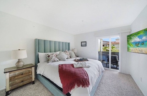 Monarch Beach Condo | Ocean Close Escape 1BR/1BA Walk to Beach Sleeps 4 - Starboard Charm!