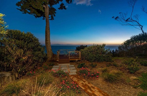 West Mesa House | Ocean front home, next to beach access, heated pool and spa