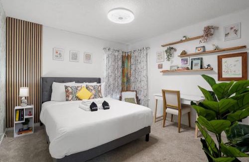Sharp Park Apartment | Ocean glimpse from the patio