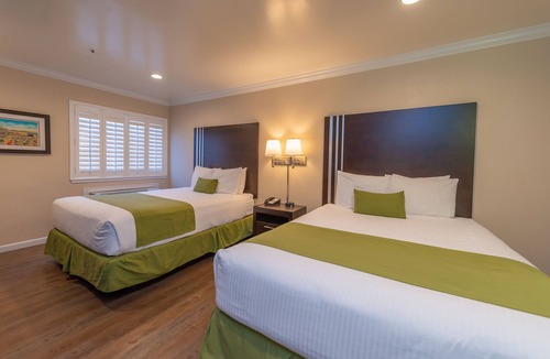 Westside Santa Cruz Hotel | Ocean Pacific Lodge