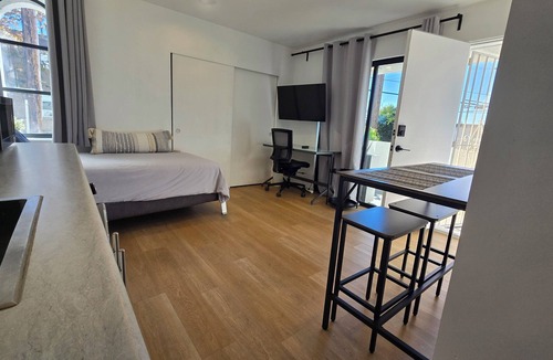 Ocean Park Apartment | Ocean Park Renovated Studio