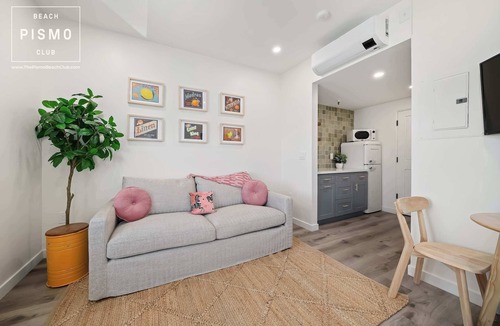 Downtown Apartment | Ocean View Suite at Pismo Beach Club