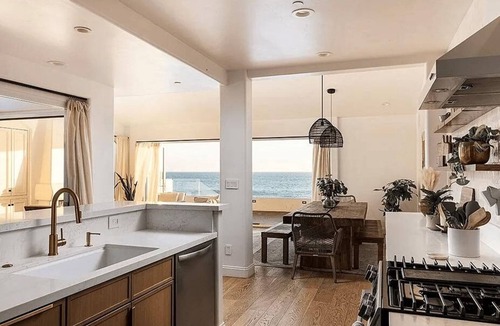 Capistrano Beach House | Oceanfront Luxury Beach House directly on the Sand! Private gated neighborhood