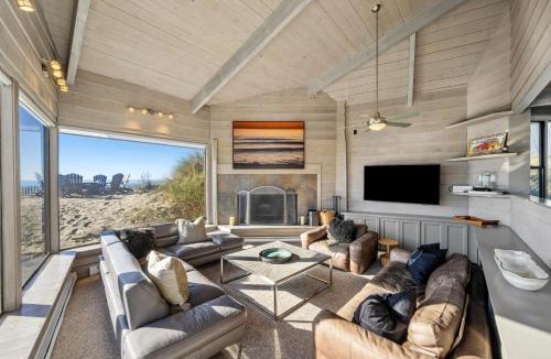 Watsonville House | Oceanfront Retreat on Pajaro Dunes Beach
