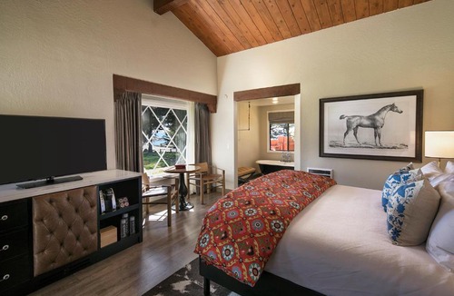San Simeon Hotel | Oceanpoint Ranch