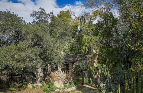 Ojai House | Ojai Garden Cottage - Delightful, peaceful - in town - monthly guest rental
