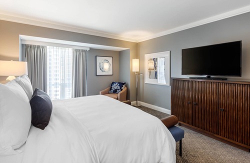 Bunker Hill Hotel | Omni Los Angeles Hotel at California Plaza