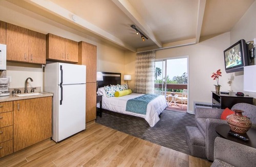 San Clemente Resort | One Bedroom sleeps 4 Avail July 4th & Aug, San Clemente Beach of Southern