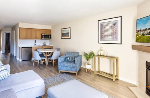 Rio del Mar Hotel | One Bedroom Suite Garden