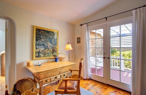 Park Hill Cottage | OUR COTTAGE AT CAMBRIA For A Special Carmel-Like Stay. Guests Love This Cottage!