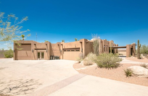 Lake Havasu City House | Over the top! Luxury, spacious, quiet family retreat. Residential Estate Area.
