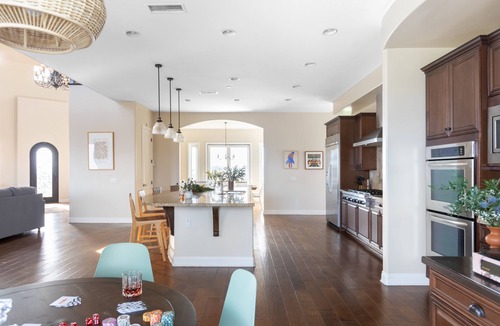 Temecula Villa | Palazzo Del Sol By AvantStay | Breathtaking Home w/Mountain Views & Hot Tub