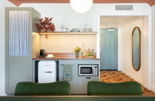 Beverly Grove Hotel | Palihouse West Hollywood at Beverly Hills