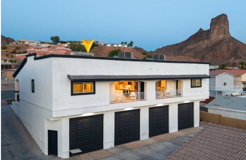 Parker Strip House | Palm 2 - River Views, Private Dock & Boat Launch