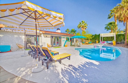 Vista Norte House | Palm Springs Poolside Retro Private Home