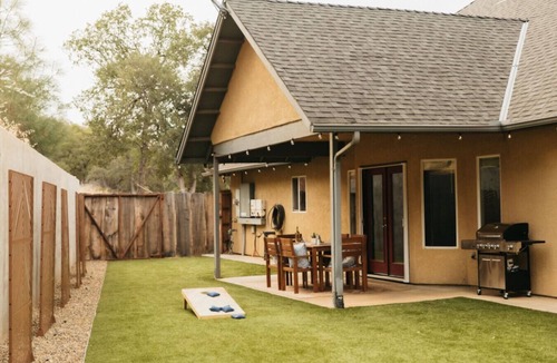 Mariposa House | Panoramic Lookout *Sierra Serenity* BBQ by CasaOso