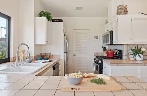 Santa Barbara House | Panoramic Ocean and City Views at Luxury Home with Hot Tub