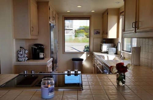 Marine Terrace House | Panoramic Views From This Monthly Rental in Cambria! Stunning!