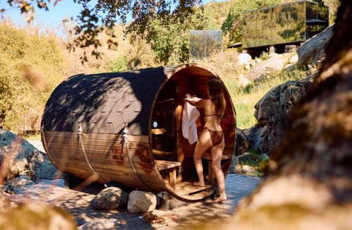 Three Rivers Apartment | Paradise Ranch Inn - Lucky Tent