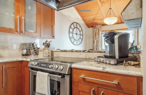 Shaver Lake Condo | Parker's Peak Cabin w BBQ Grill & Community Pool